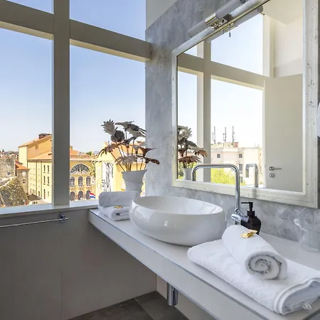 Prima Luce Downtown 4*