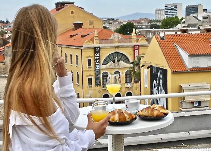 Prima Luce Downtown Hotel 4*