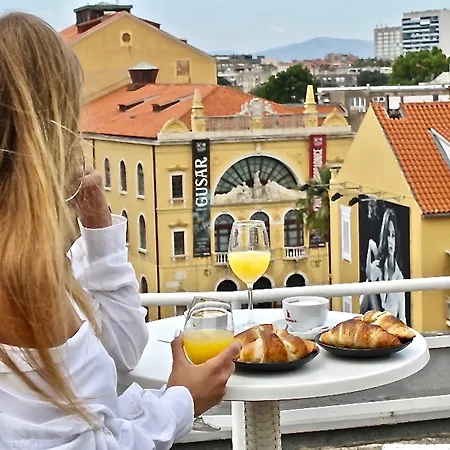 Prima Luce Downtown Отель 4*