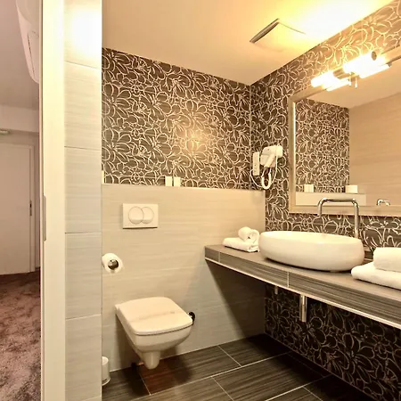 Hotel Prima Luce Downtown