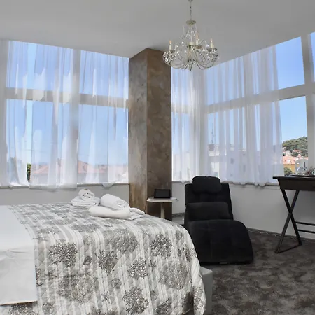 Prima Luce Downtown 4* Сплит