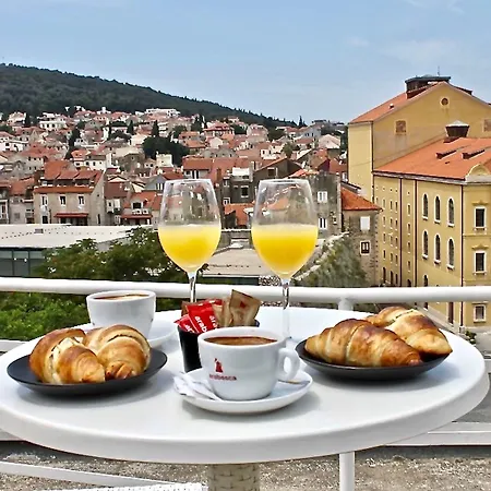 Prima Luce Downtown 4* Сплит