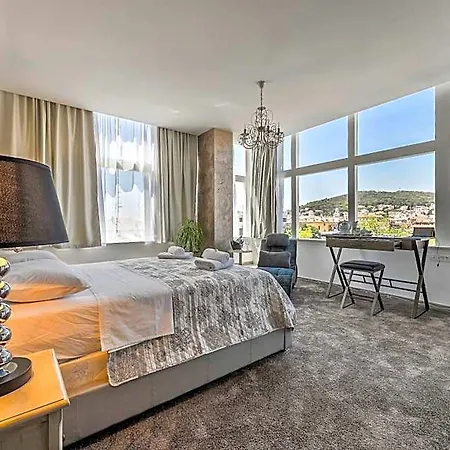 Prima Luce Downtown Отель 4*